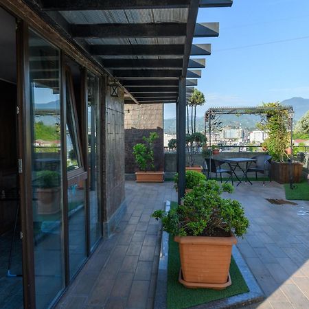Hotel Sunny Batumi Exterior photo