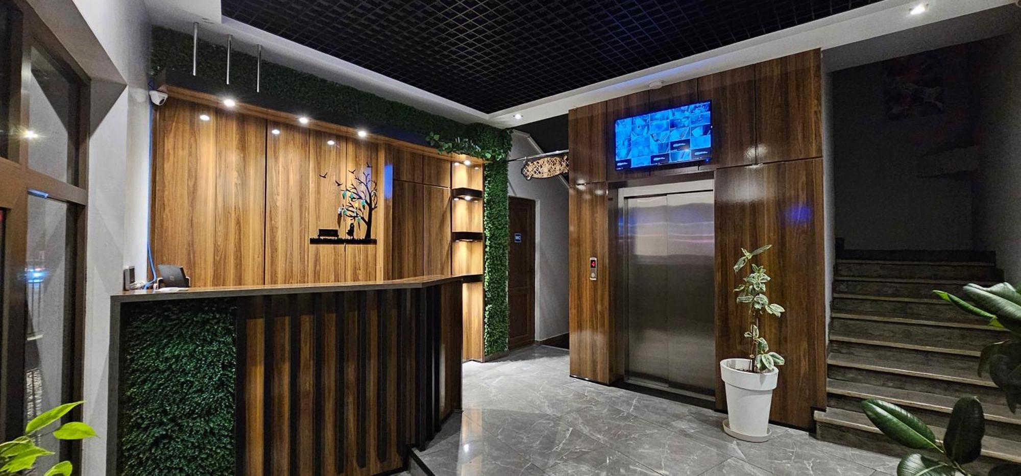 Hotel Sunny Batumi Exterior photo